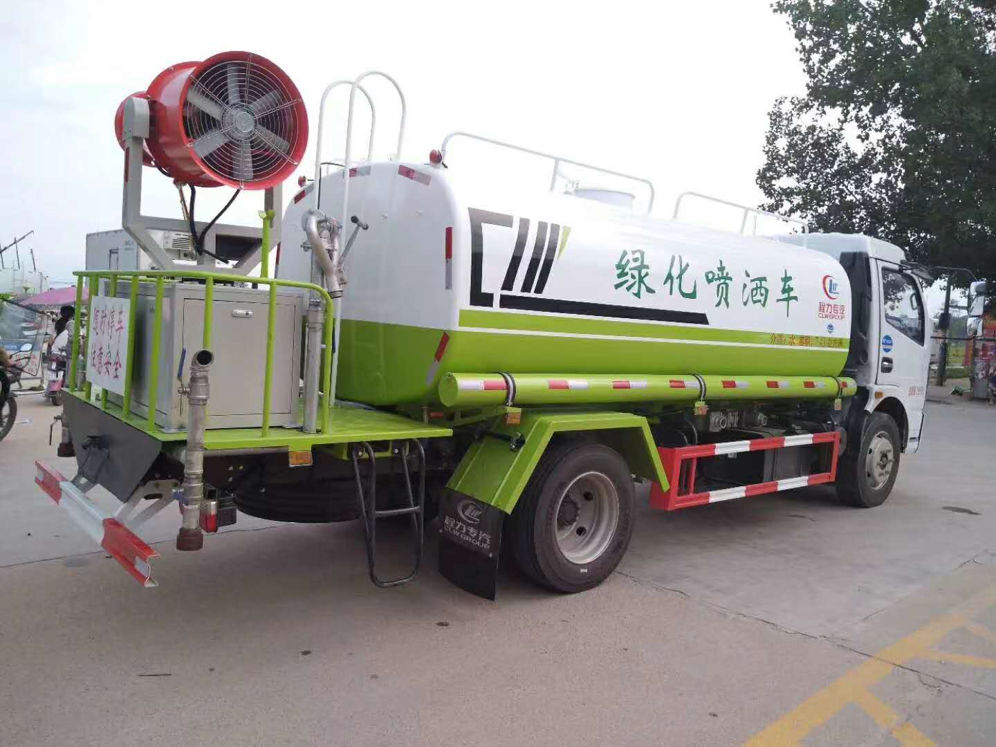 國六9方東風(fēng)抑塵灑水車廠家圖片30米霧炮車高低檔變速箱價格