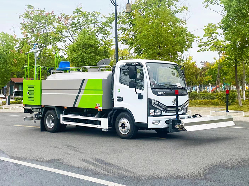 程力威牌東風小多利卡路面清洗車視頻介紹